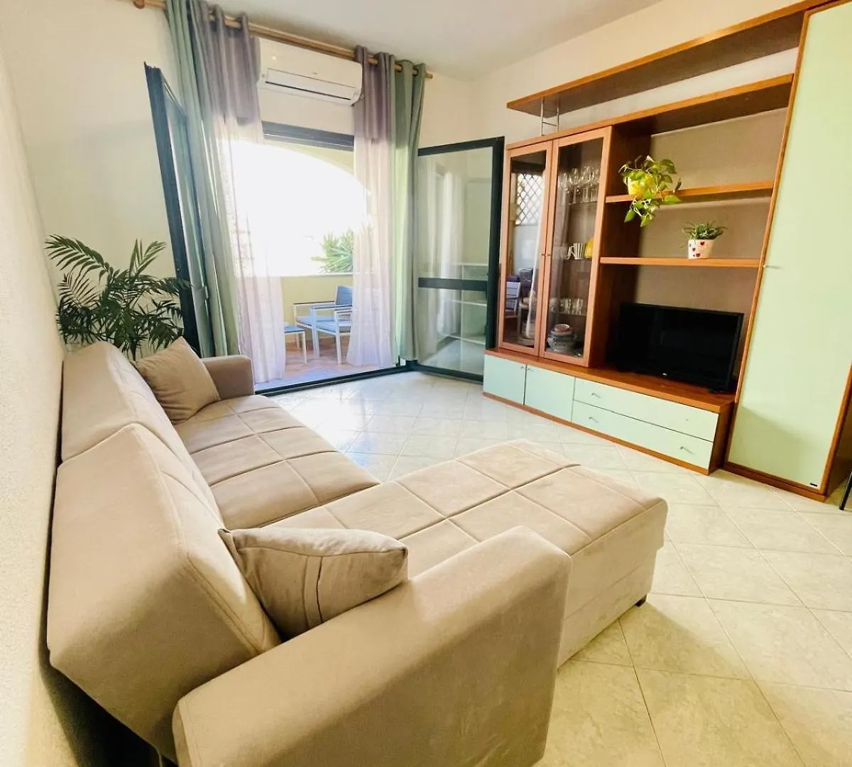 Pupi'S Home - Relax E Benessere Per Tuttə Olbia 0*,  Italy